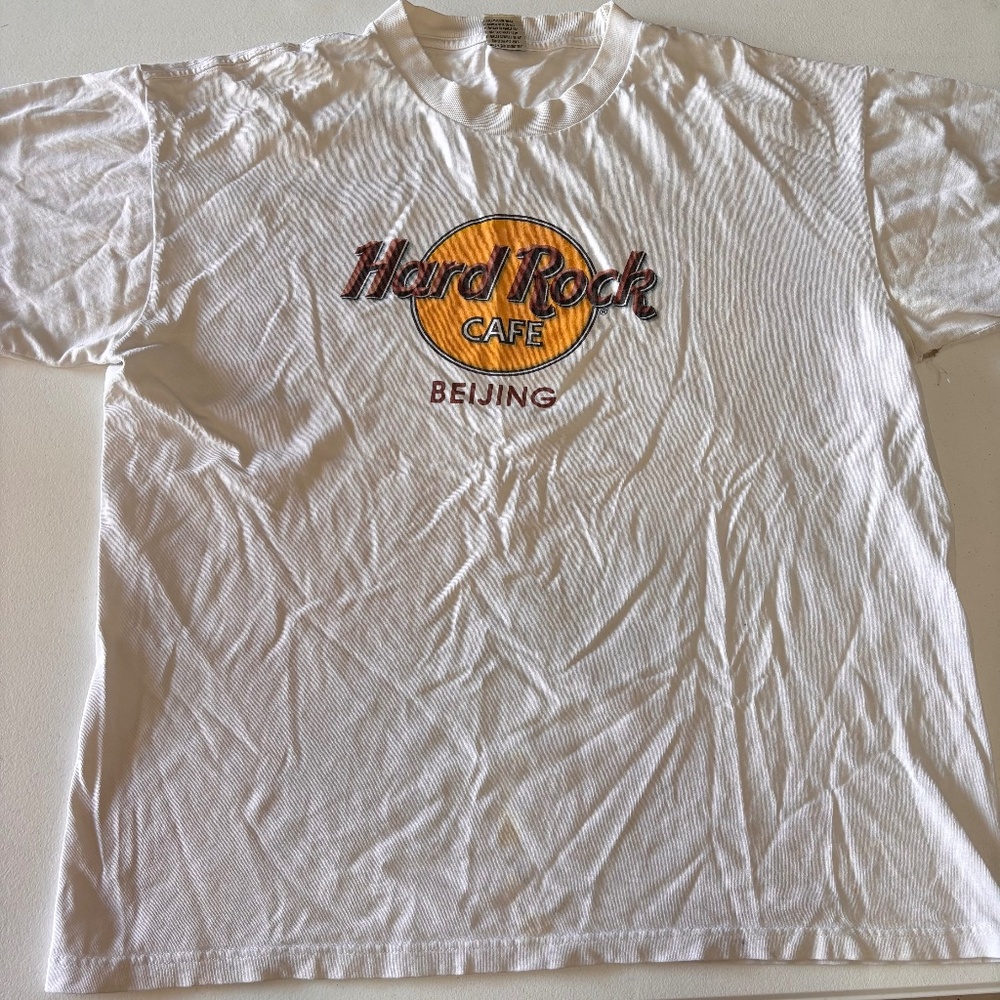 Vintage Hard Rock Cafe Beijing Graphic Solid White Logo Tee Size M